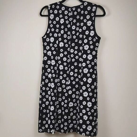 Adrianna Papell Sleeveless Floral Overlay Shift Dress 3D White Flower Applique - Picture 9 of 11